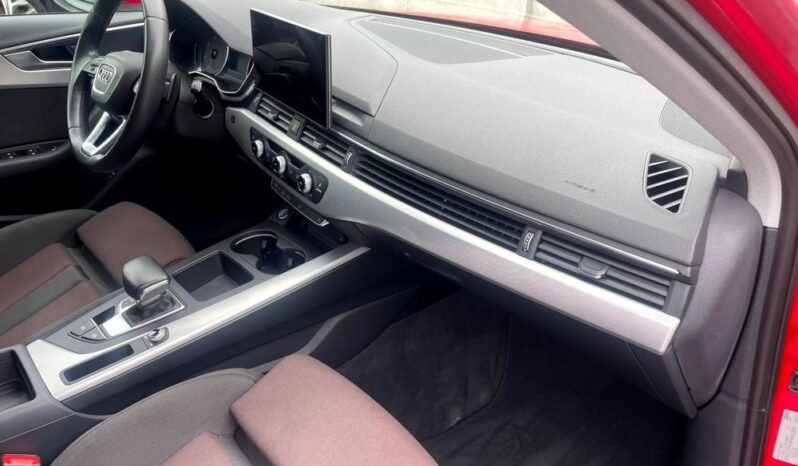 Audi A4 Avant full