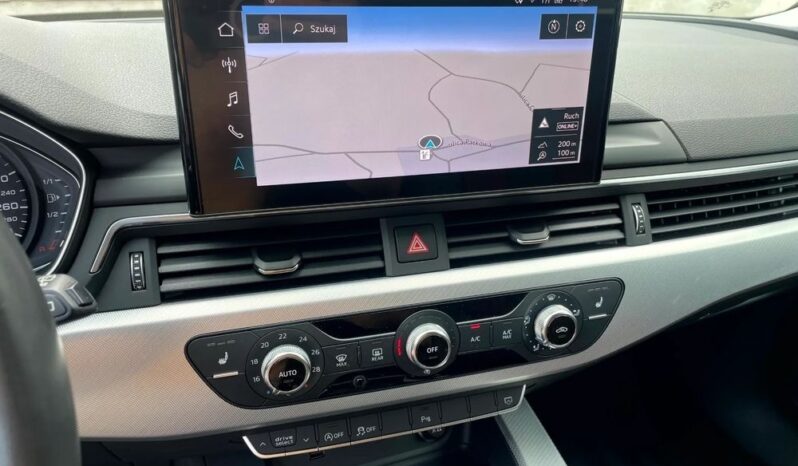 Audi A4 Avant full