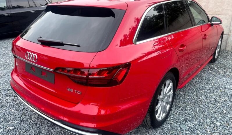 Audi A4 Avant full