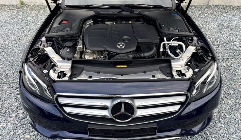Mercedes-Benz Klasa E 220 d 4Matic 9G-TRONIC Avantgarde full