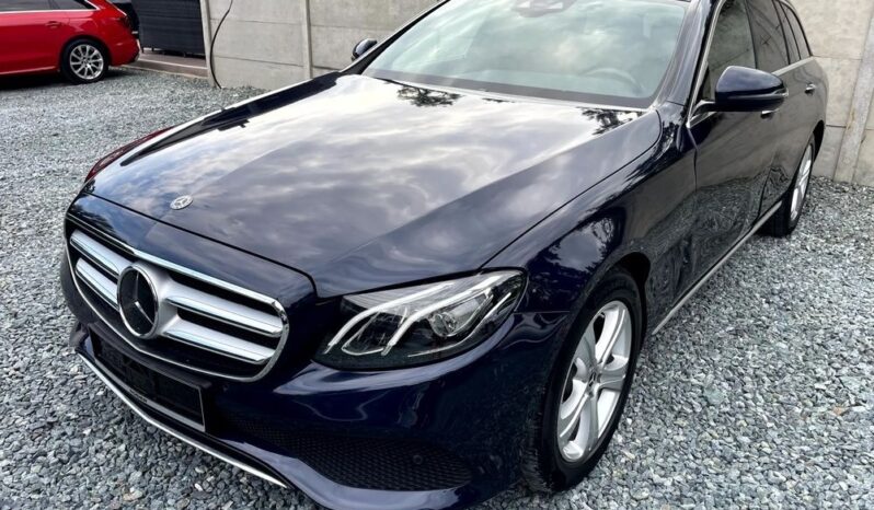 Mercedes-Benz Klasa E 220 d 4Matic 9G-TRONIC Avantgarde full