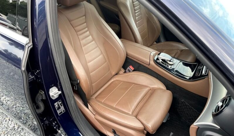 Mercedes-Benz Klasa E 220 d 4Matic 9G-TRONIC Avantgarde full
