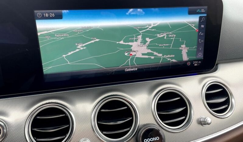 Mercedes-Benz Klasa E 220 d 4Matic 9G-TRONIC Avantgarde full