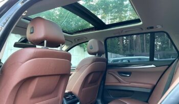 BMW Seria 5 520d xDrive full