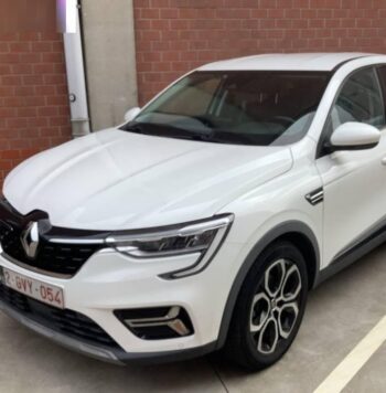 SUV RENAULT Arkana 2022 Benzyna Automatyczna FWD (przód) Biały 5 5 Belgia Metalik