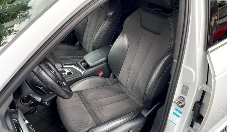 Audi A4 Avant 40 TDI quattro S tronic S line full
