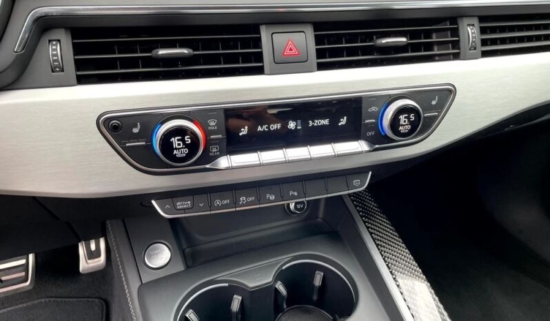 Audi A4 Avant 40 TDI quattro S tronic S line full