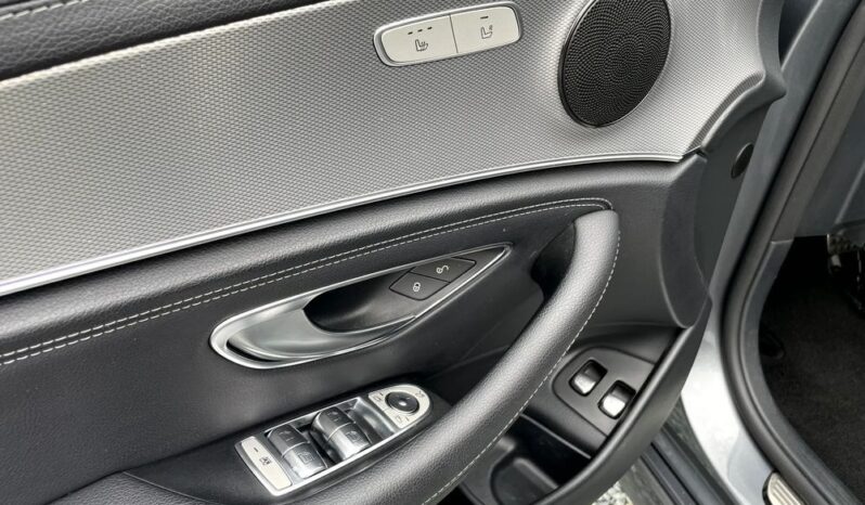 Mercedes-Benz Klasa E300de full