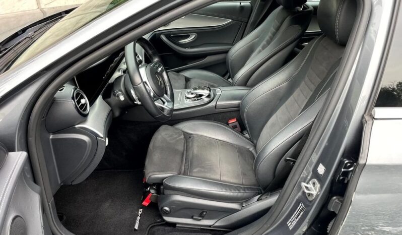 Mercedes-Benz Klasa E300de full