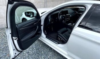 BMW Seria 5 520i M Sport Edition full