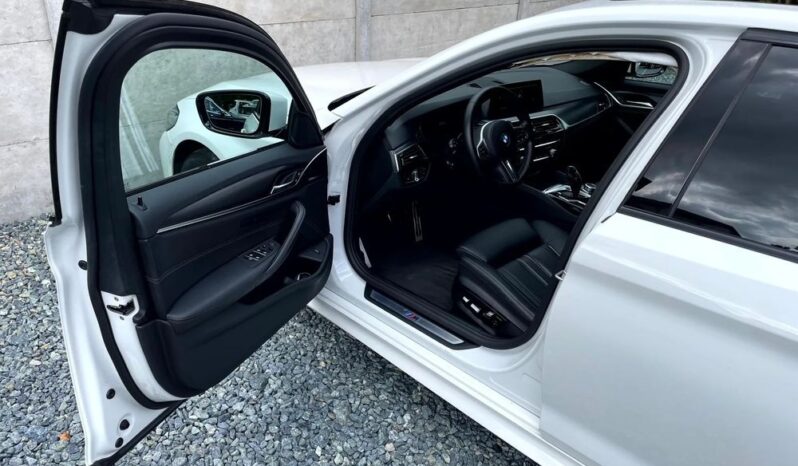 BMW Seria 5 520i M Sport Edition full