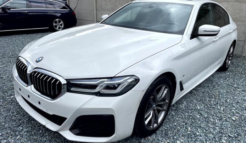 BMW Seria 5 520i M Sport Edition full