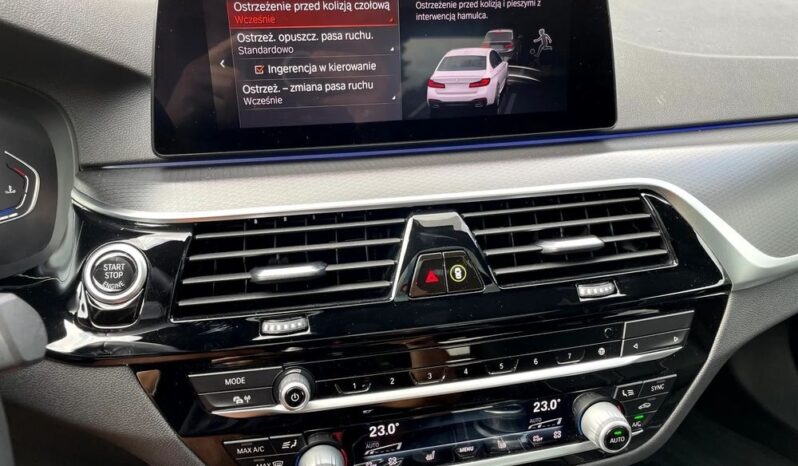 BMW Seria 5 520i M Sport Edition full