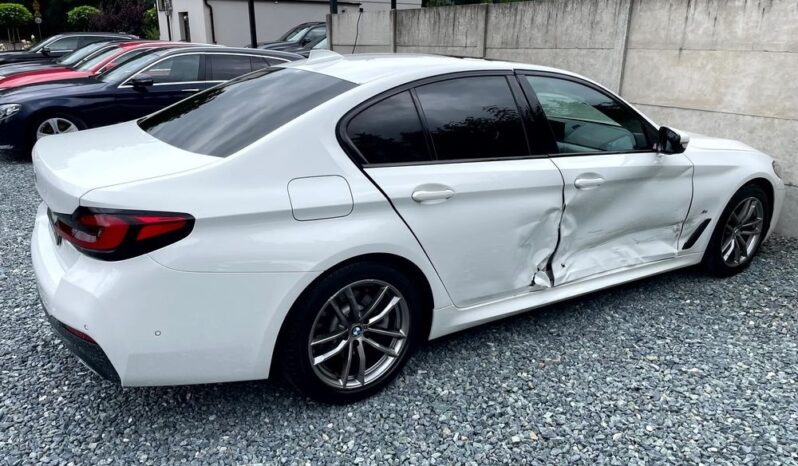 BMW Seria 5 520i M Sport Edition full