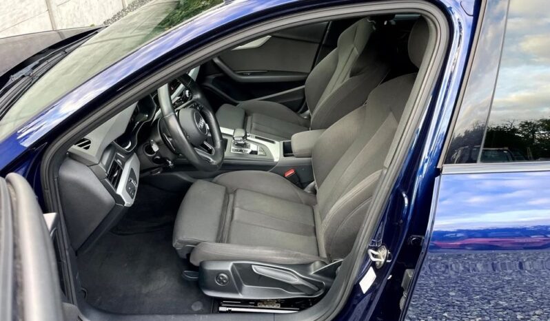 Audi A4 Avant full