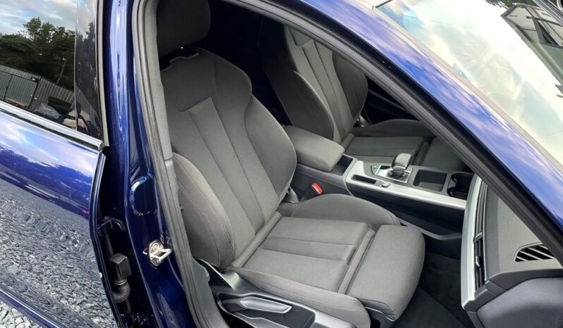 Audi A4 Avant full