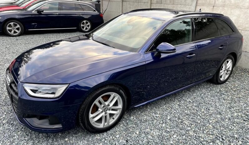 Audi A4 Avant full