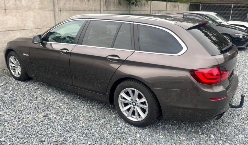 BMW Seria 5 520d Sport-Aut full