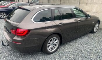 BMW Seria 5 520d Sport-Aut full