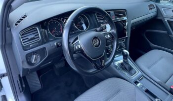 Volkswagen Golf full
