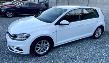 Volkswagen Golf full