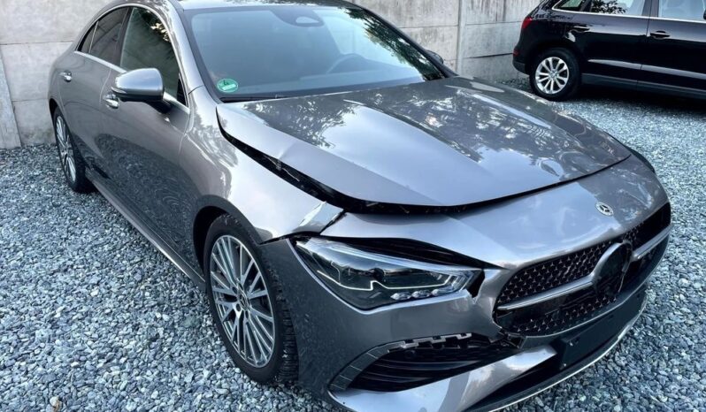 Mercedes-Benz CLA full