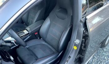 Mercedes-Benz CLA full