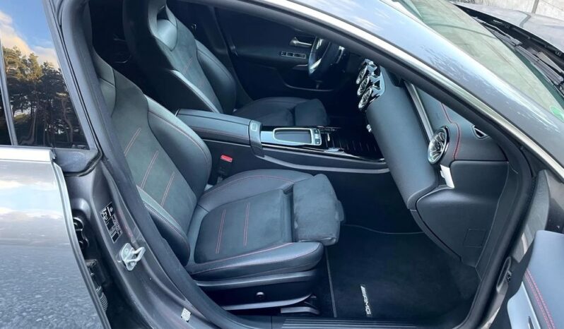 Mercedes-Benz CLA full